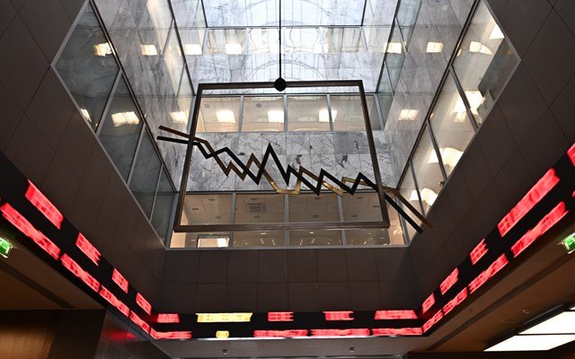 Πόλεμος:-Η-επενδυτική-στρατηγική-που-συστήνουν-οι-οίκοι-και-ρόλος-της-αναβάθμισης-του-ΧΑ.