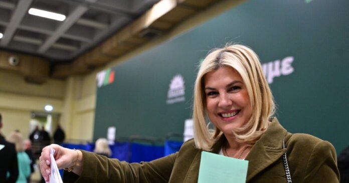 Συνέδριο-ΠΑΣΟΚ:-Η-Θρασκιά-που-λάτρεψε-τον-μπαμπά-Ανδρουλάκη-και-η-«μάχη»-της-ψήφου-έξω-από-τα-γραφεία-των-«κορυφαίων»