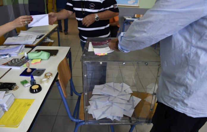 Οι-πρόωρες-και-το-πολιτικά-προφανές,-το-εφιαλτικό-σενάριο-του-Οκτωβρίου,-το-τυχαίο-γεγονός,-οι-ονομαστικές-αναφορές-του-ΚΚΕ-και-η-ασθενής-μνήμη-του-Θεοδωρικάκου