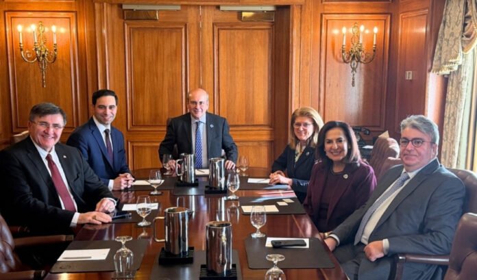 Κ.-Χατζηδάκης:-Πιο-κοντά-από-ποτέ-η-Ελλάδα-με-την-ομογένεια,-χάρη-στην-επιστολική-ψήφο