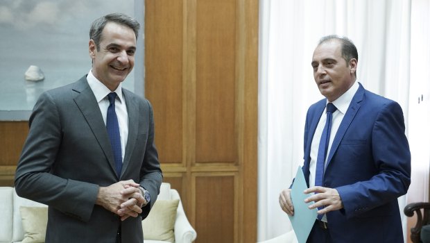 Τσουκαλάς:-Καθαρή-και-συμβατή-η-επιλογή-συμμάχων-της-ΝΔ-–-Με-πρώτο-βιολί-Γεωργιάδη-Πλεύρη,-τι-να-σε-πειράξει-ο-Βελόπουλος