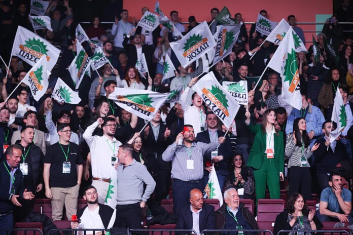 Το-πολιτικό-εργαστήρι-του-ΠΑΣΟΚ