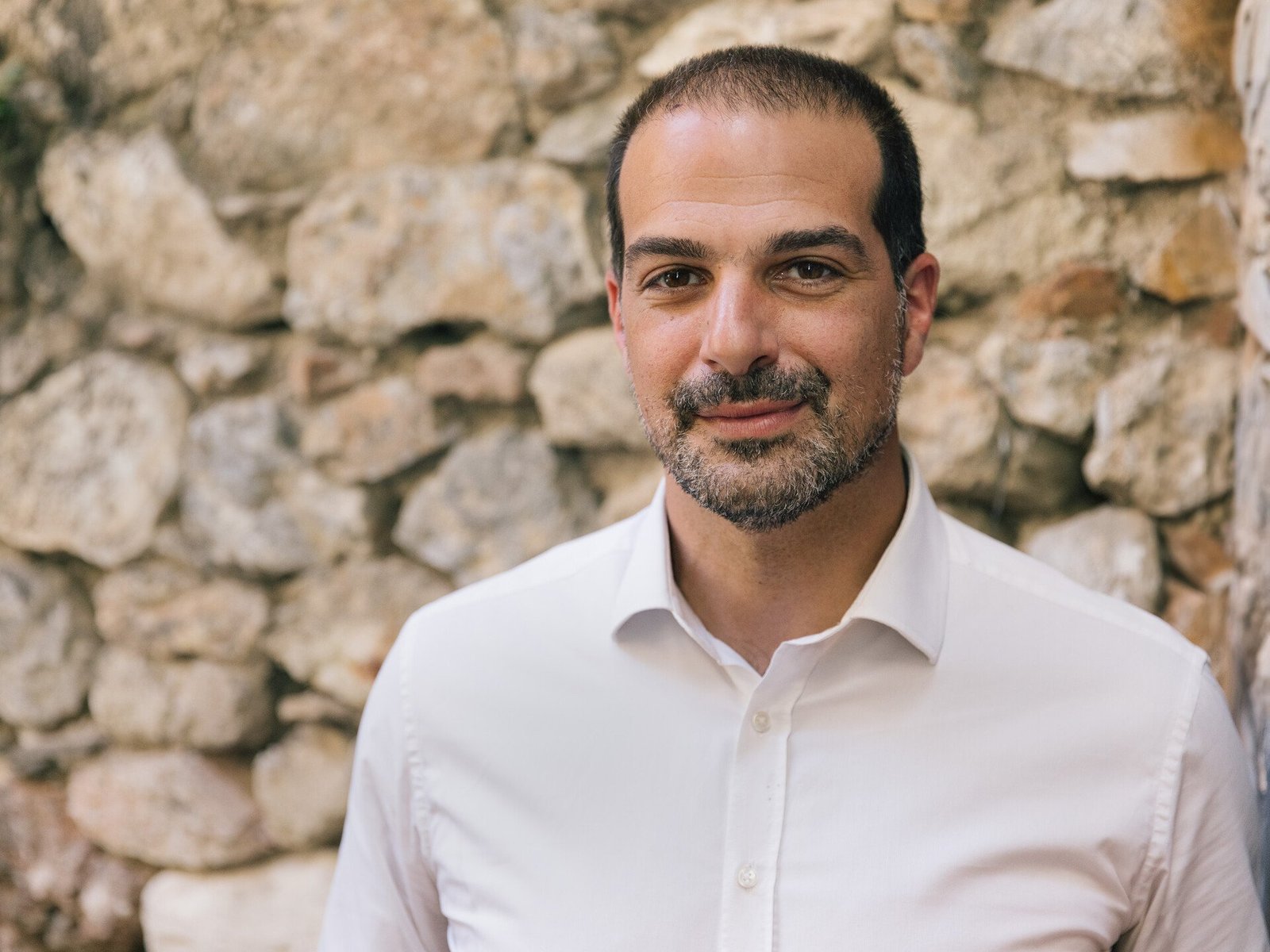 Γ.-Σακελλαρίδης-:-«Οφείλουμε-να-συγκρουστούμε-με-την-λογική-της-ΝΔ-που-αντιμετωπίζει-τα-πάντα-ως-εμπόρευμα»