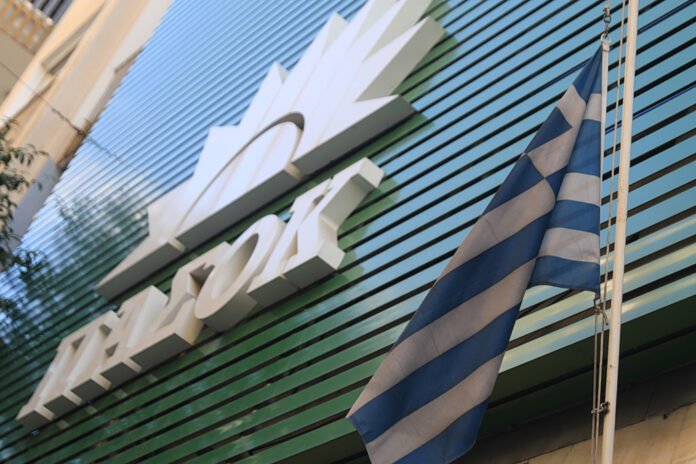 ΠΑΣΟΚ:-Το-σκάνδαλο-του-ΟΠΕΚΕΠΕ-έχει-φαρδιά-πλατιά-την-υπογραφή-της-Νέας-Δημοκρατίας