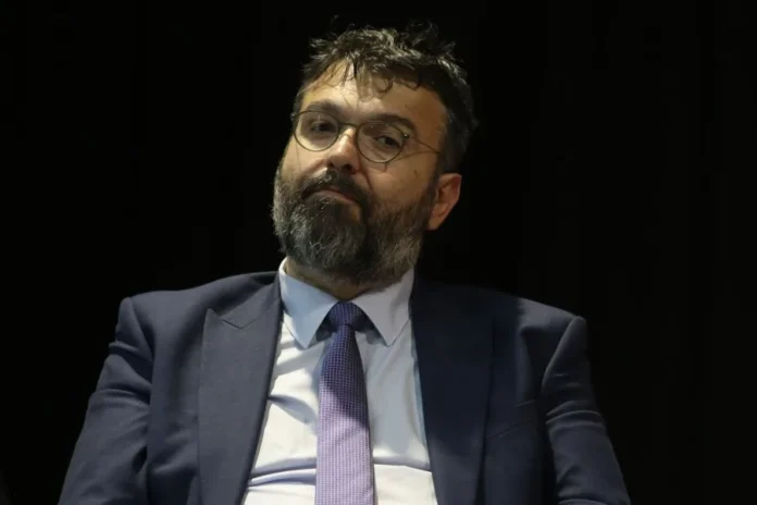 Σφοδρές-αντιδράσεις-ΣΥΡΙΖΑ-Νέας-Αριστεράς-μετά-τη-συνέντευξη-του-Γ-Βασιλειάδη-στον-Αθήνα-9.84