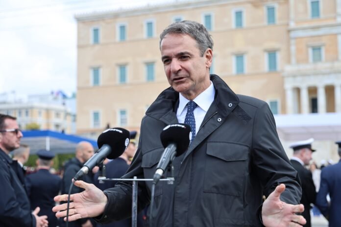Το-καθεστώς-τραντάζεται
