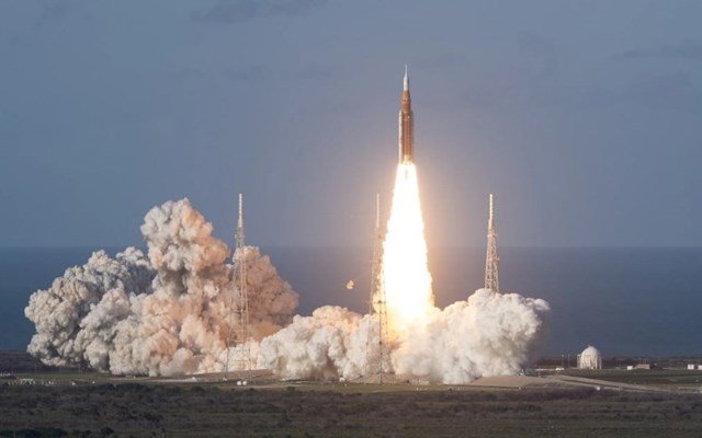 artemis-ii:-Στα-μισά-της-διαδρομής-προς-τη-Σελήνη-οι-αστροναύτες