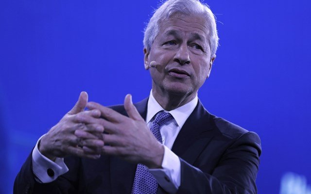 jp-morgan:-Επιστολή-καμπανάκι-Ντάιμον-στους-μετόχους-–-“Το-βασίλειο-της-αβεβαιότητας”-και-η-υπόλοιπη-λίστα-κινδύνων