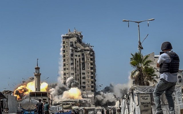 Γάζα:-Τέσσερις-νεκροί,-μεταξύ-των-οποίων-και-ένας-δημοσιογράφος-του-al-jazeera,-από-ισραηλινά-πλήγματα