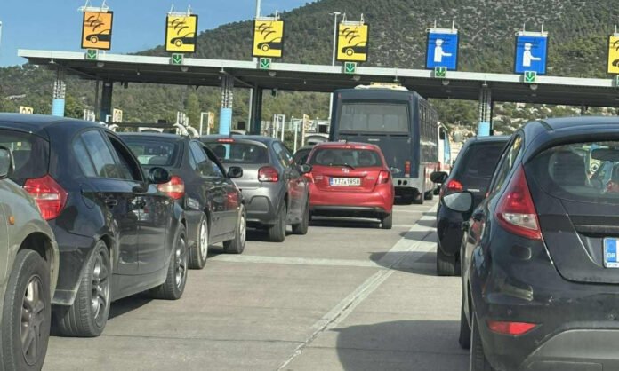 Δωρεάν-διέλευση-από-τα-διόδια-για-το-Πάσχα-ζητά-το-ΚΚΕ