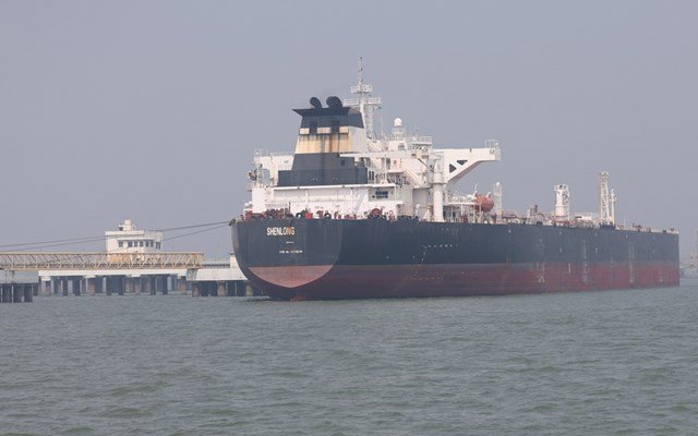 Μόνον-ένα-τάνκερ-έχει-διαπλεύσει-τα-Στενά-του-Ορμούζ-την-Παρασκευή