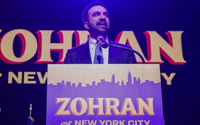 Νέα-Υόρκη:-Ο-Μαμντανί-ευχήθηκε-“καλή-Ανάσταση”-στα-ελληνικά-–-Η-έκπληξη-του-Ελπιδοφόρου