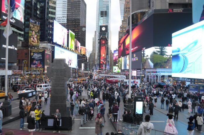 Αυξάνεται-ο-αριθμός-των-αμερικανών-που-αντιτίθενται-στον-πόλεμο-στο-Ιράν-σύμφωνα-με-νέα-δημοσκόπηση