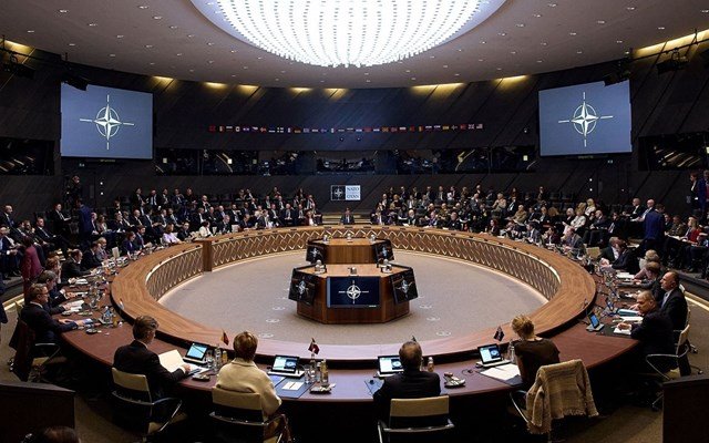 Το-ΝΑΤΟ-δεν-θα-συμμετέχει-στον-αποκλεισμό-του Ορμούζ