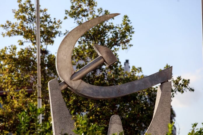 ΚΚΕ-για-κυβερνητικά-μέτρα:-Δεν-αγγίζουν-στο-ελάχιστο-το-καυτό-πρόβλημα-της-ακρίβειας-και-την-καθήλωση-του-λαϊκού-εισοδήματος