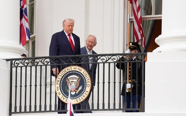 Συνάντηση-Τραμπ-με-τον-βασιλιά-Κάρολο-–-“Οι-ΗΠΑ-δεν-έχουν-πιο-στενούς-φίλους-από-τους-Βρετανούς”