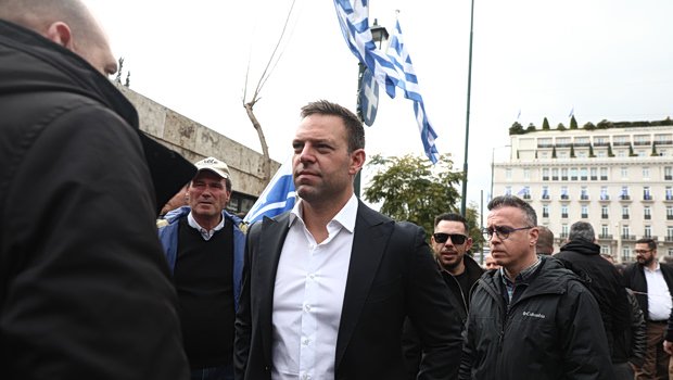 Μια-φανταστική-πρόταση-για-μετακίνηση-Κασσελάκη-στο-ΠΑΣΟΚ-και-μια-επίσημη-διάψευση