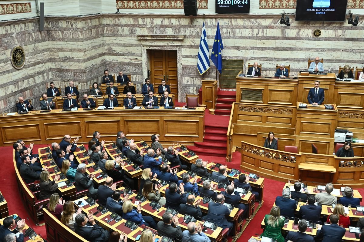 ΝΔ:-Οι-τρεις-παρεμβάσεις-που-φέρνει-η-πρόταση-για-τη-Συνταγματική-Αναθεώρηση