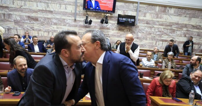 Χαμός-στον-ΣΥΡΙΖΑ-για-τα-μάτια-του-Τσίπρα:-Ο-Νίκος-Παππάς-αμφισβητεί-τη-θέση-του-Σωκράτη-Φάμελλου-στην-ηγεσία
