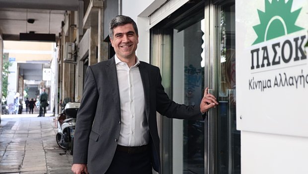 Γλαβίνας:-Η-ΝΔ-κερδίζει-άμα-τη-εμφανίσει-του-κ.-Τσίπρα-–-Το-ΠΑΣΟΚ-πρέπει-να-πείσει-ότι-υπάρχει-εναλλακτική-πρόταση