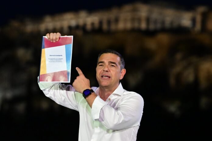 Δημοσκόπηση-prorata:-Εδραιώνεται-στη-2η-θέση-ο-Τσίπρας-–-Η-Καρυστιανού-πιέζει-το-ΠΑΣΟΚ