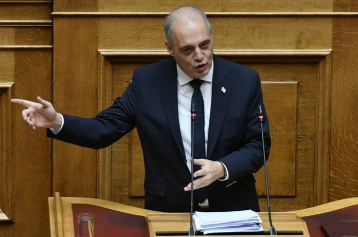 Κ.-Βελόπουλος:-Οι-3-αδιαπραγμάτευτοι-όροι-της-Ελληνικής-Λύσης-για-τη-Συνταγματική-Αναθεώρηση