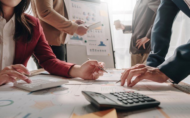 icap-crif:-Ανθεκτικό-το-πιστωτικό-προφίλ-των-επιχειρήσεων-στην-ΕΕ,-ωστόσο-αυξάνονται-οι-κίνδυνοι-για-το-2026-2027