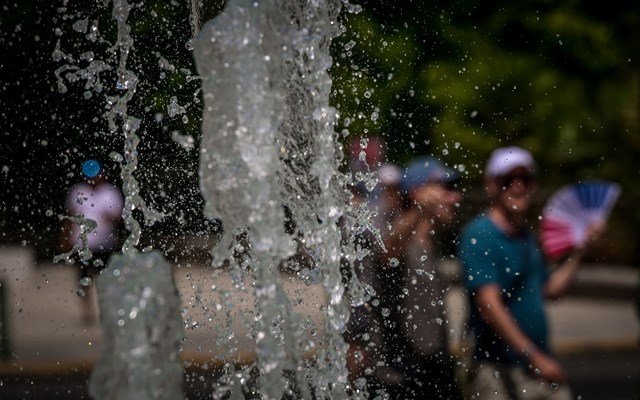 Ελβετία:-Νέο-ρεκόρ-ζέστης-για-τον-μήνα-Ιούνιο-για-τρίτη-συνεχή-ημέρα,-με-39°c