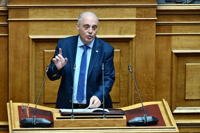 Νέα-Αριστερά:-Υπέβαλε-μήνυση-κατά-του-Κυριάκου-Βελόπουλου-για-υποκίνηση-βίας