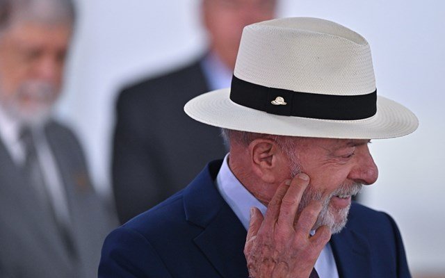 Λούλα:-Η-Βραζιλία-“δεν-θα-κλάψει”-για-τους-δασμούς-των-ΗΠΑ