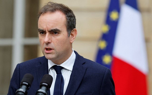 Πυρκαγιές:-Αναμένονται-“δύσκολες-ώρες”-στη-Ζιρόντ-προειδοποιεί-ο-Λεκορνί