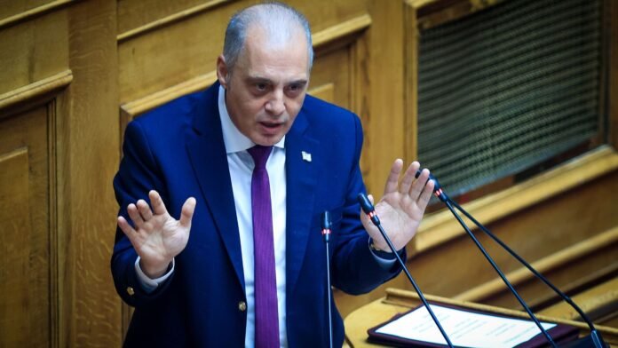 Μηνυτήρια-αναφορά-θα-καταθέσει-την-Τετάρτη-στον-Άρειο-Πάγο-ο-Βελόπουλος