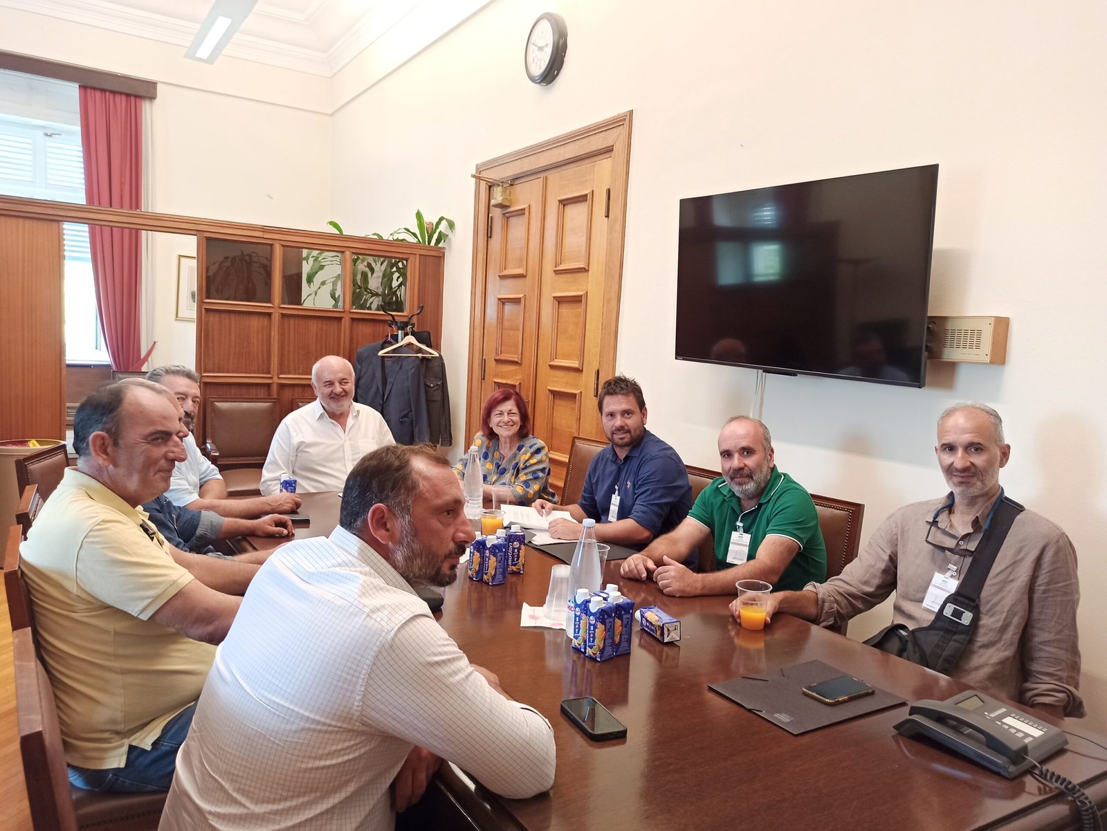 Από-τη-συνάντηση-αντιπροσωπείας-της-ΚΟ-του-ΚΚΕ-με-αντιπροσωπεία-της-Γραμματείας-της-Πανελλαδικής-Επιτροπής-των-Μπλόκων