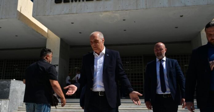 Ποινικοί-Κώδικες-/-Μήνυση-Βελόπουλου,-αρωγή-στον-Γεωργιάδη-μετά-τις-αντιδράσεις-στη-ΝΔ