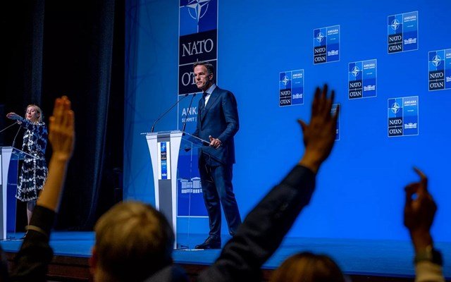Ρούτε-για-ΝΑΤΟ:-Οι-σύμμαχοι-μπορεί-να-διαφωνούν-ελαφρώς,-αλλά-στο-τέλος-επανενώνονται-–-Αυτό-βλέπει-τώρα-ο-Πούτιν