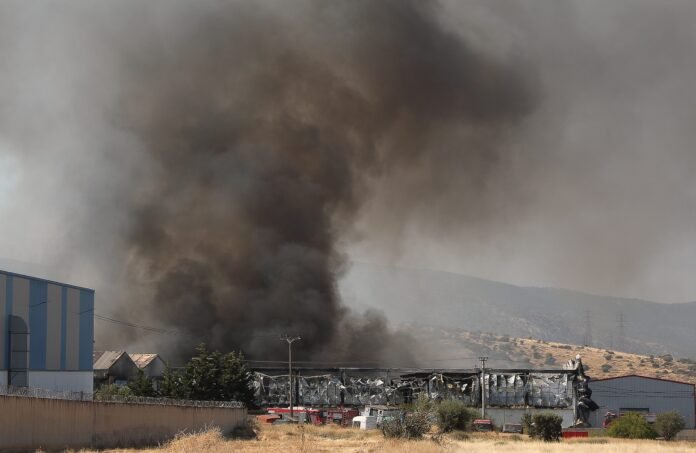 ΚΚΕ:-Προδιαγεγραμμένο-εργοδοτικό-και-κρατικό-έγκλημα-οι-εκρήξεις-στη-Βιομηχανική-Ζώνη-του-Ασπροπύργου