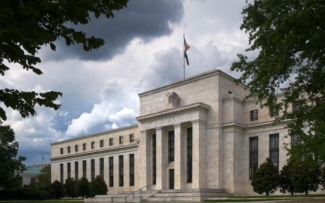 Έκθεση-fed:-Ενισχύθηκε-περαιτέρω-o-πληθωρισμός-την-άνοιξη-–-Δασμοί,-πόλεμος-στο-Ιράν-και-ΑΙ-οι-λόγοι