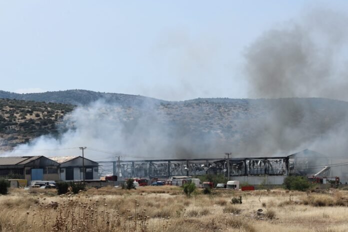 ΚΚΕ-για-τον-θάνατο-του-εγκαυματία-από-τη-φωτιά-στον-Ασπρόπυργο:-«Ως-εδώ-ή-τα-κέρδη-τους-ή-οι-ζωές-μας»