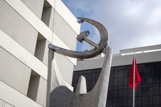 ΚΚΕ:-Καταγγέλλει-την-κυβέρνηση-για-τις-καταστροφικές-πυρκαγιές