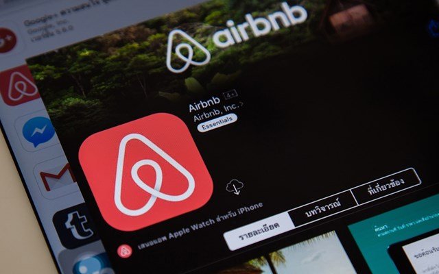airbnb:-Η-ισχυρή-ζήτηση-για-ταξίδια-ενισχύει-τις-προβλέψεις-για-αύξηση-εσόδων