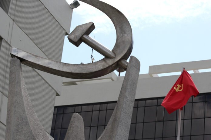 kke:-Η-νέα-επιχείρηση-συγκάλυψης-δεν-πρόκειται-να-κουκουλώσει-το-σκάνδαλο-των-υποκλοπών