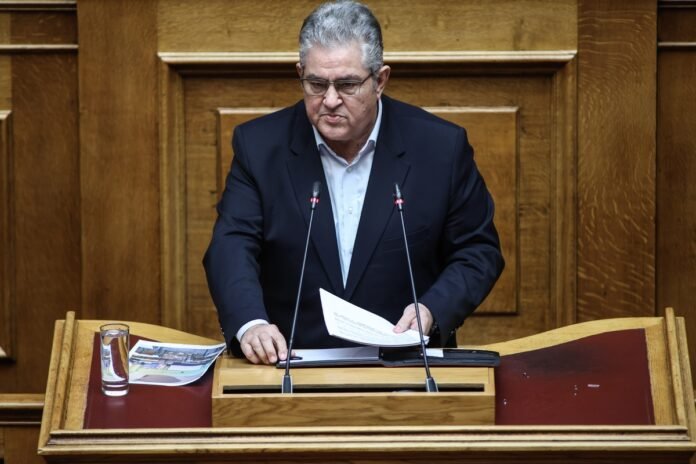 Ο-Δημήτρης-Κουτσούμπας-στην-Αταλάντη-για-εκδήλωση-του-κόμματος-–-the-press-project