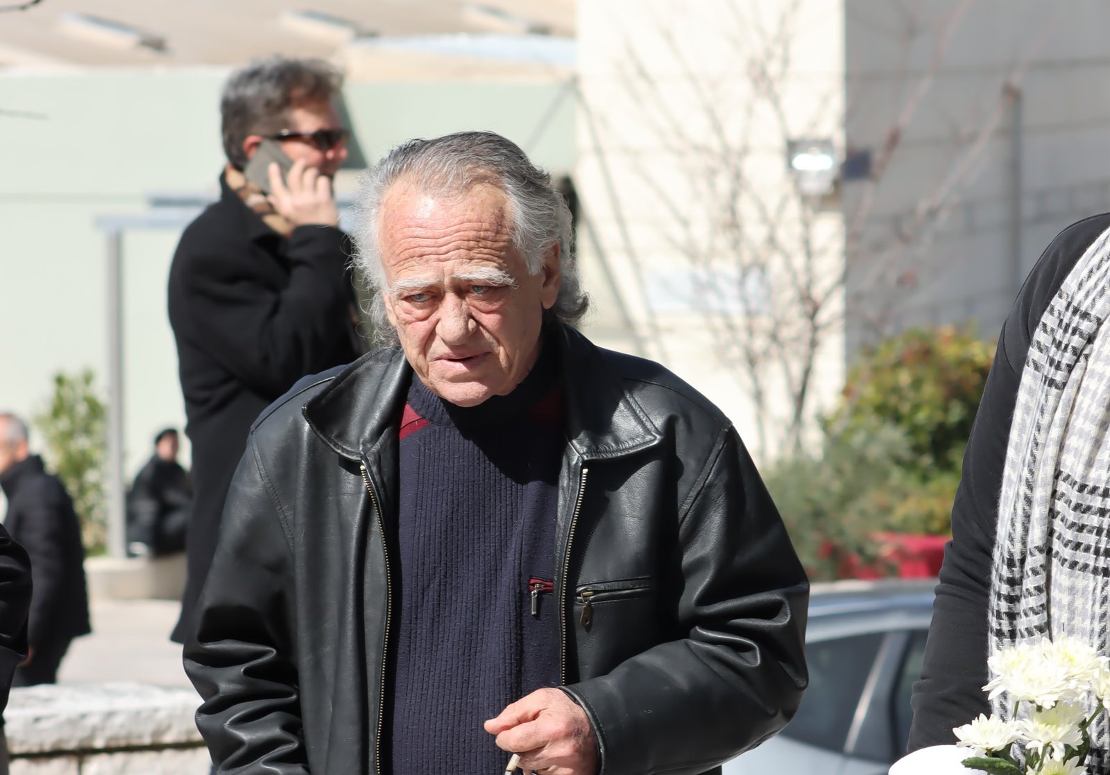 ΚΚΕ:-Πολυτάλαντος-και-ανήσυχος-δημιουργός-ο-Νίκος-Καλογερόπουλος-–-Το-«αντίο»-με-δύο-στίχους-του