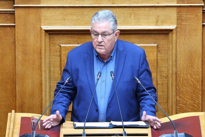 Κουτσούμπας:-«Ανίκανο-το-αστικό-κράτος-–-Βολική-η-αντιπολίτευση»