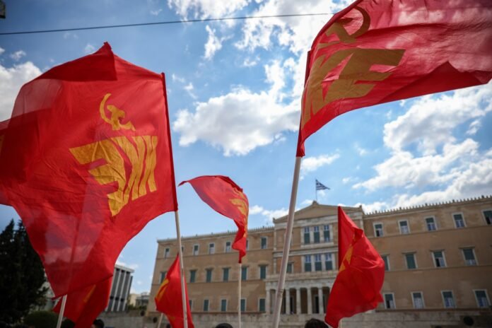 ΚΚΕ:-Η-κυβέρνηση-Μητσοτάκη,-το-ΠΑΣΟΚ-και-το-κόμμα-Τσίπρα-ταυτίζονται-στα-κρίσιμα-ζητήματα-αντιλαϊκής-πολιτικής-–-the-press-project