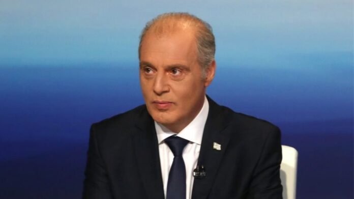 Κυριάκος-Βελόπουλος:-Προτιμά-την-απομόνωση