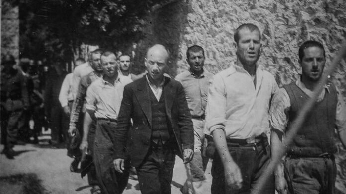 Ευρωκοινοβουλευτική-Ομάδα-του-ΚΚΕ:-Θρύψαλα-το-ανιστόρητο-κατασκεύασμα-της-ΕΕ-περί-«εξίσωσης-κομμουνισμού-φασισμού»-από-το-μεγαλείο-των-200-ηρώων-κομμουνιστών-της-Καισαριανής