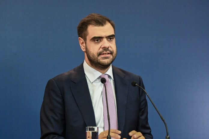 Μαρινάκης:-«Δεν-βλέπω-κανέναν-φοβισμένο-από-την-επανεμφάνιση-Τσίπρα»-–-Πυρά-στο-ΚΚΕ-για-Στάλιν