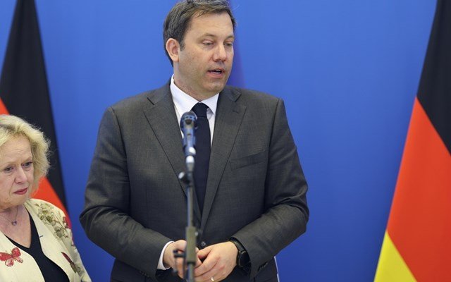 Λαρς-Κλίνγκμπαϊλ-(spd):-tο-αποτέλεσμα-των-εκλογών-στη-Σαξονία-Άνχαλτ-αποτελεί-μήνυμα-για-το-Βερολίνο