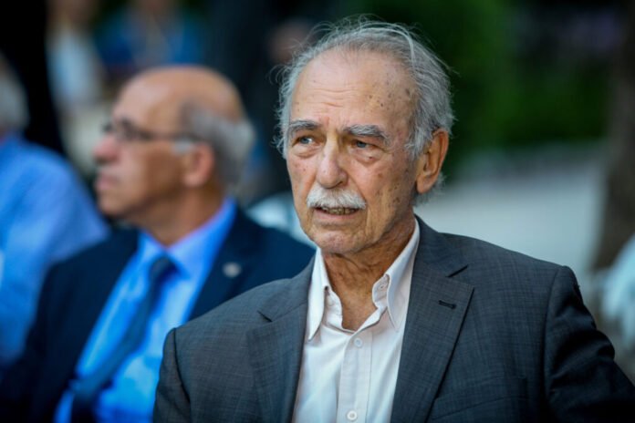 Πέθανε-το-ιστορικό-στέλεχος-του-ΚΚΕ-και-πρώην-βουελυτής,-Σπύρος-Χαλβατζής